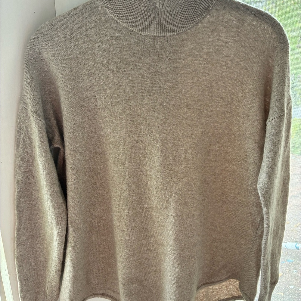 Madewell Turtleneck Sweater in Light Beige - Picture 8 of 8